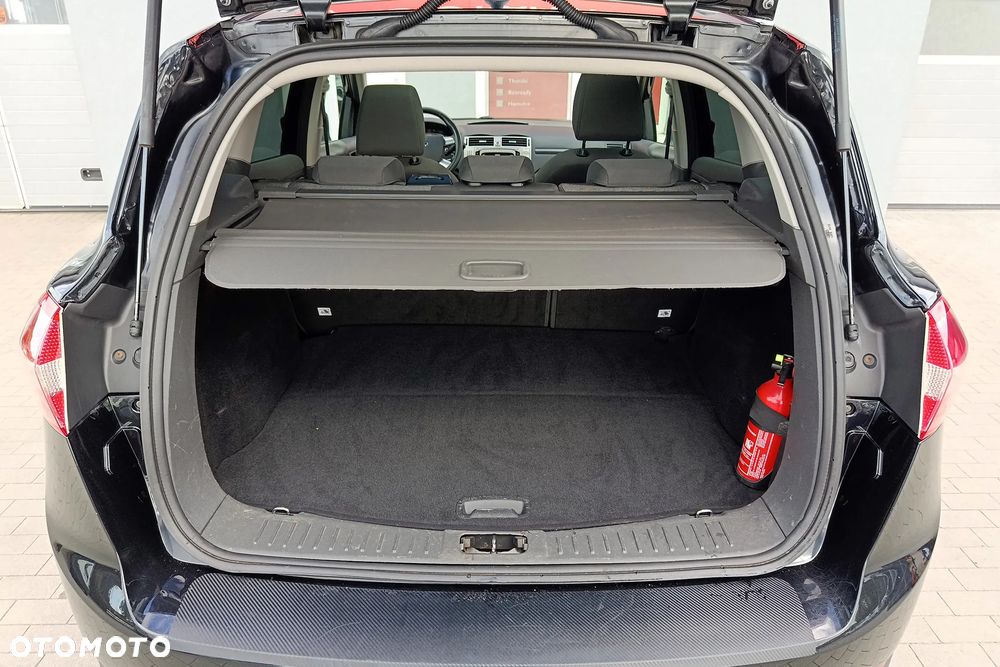 Ford Kuga 2.0 TDCi 4x4 Trend - 33