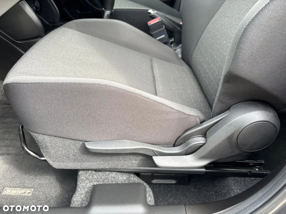 Suzuki Swift 1.2 Dualjet SHVS Premium Plus - 18