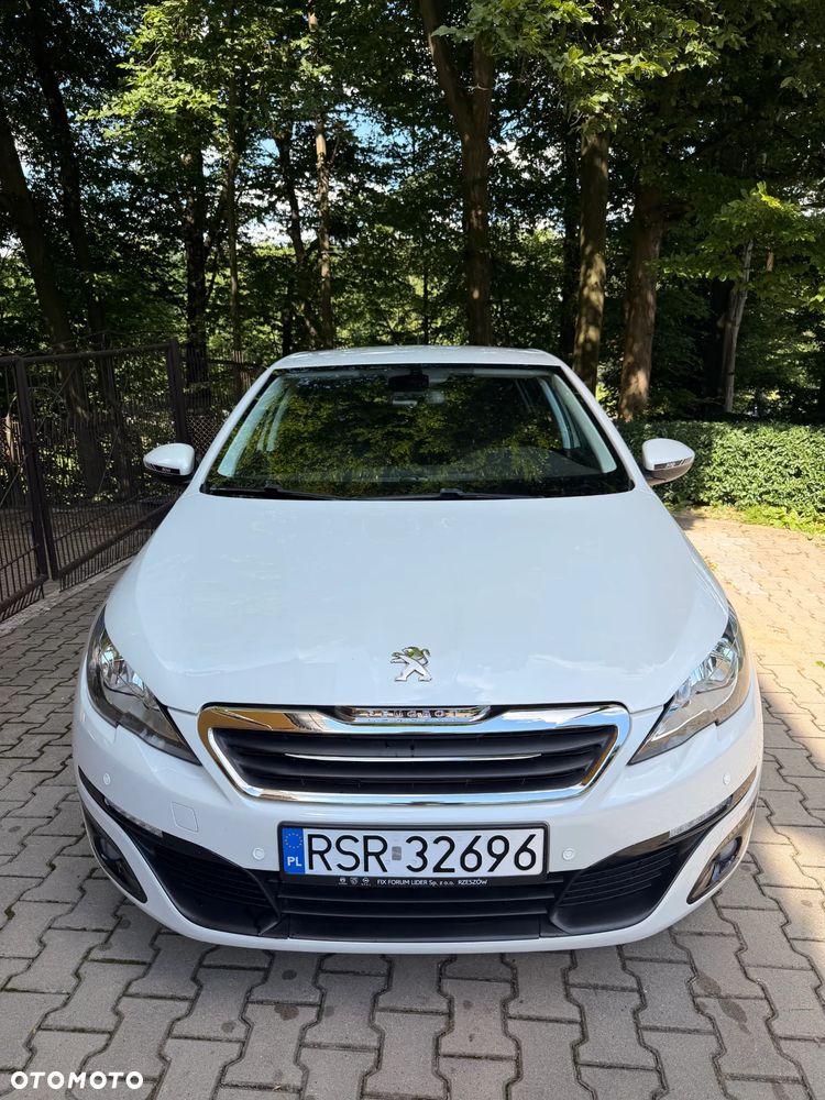 Peugeot 308 1.6 BlueHDi Allure S&S - 11