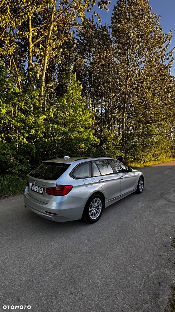BMW Seria 3 318d DPF Edition Lifestyle - 6