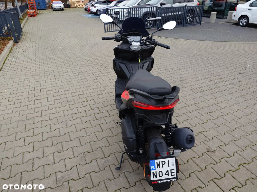 Aprilia SR - 4