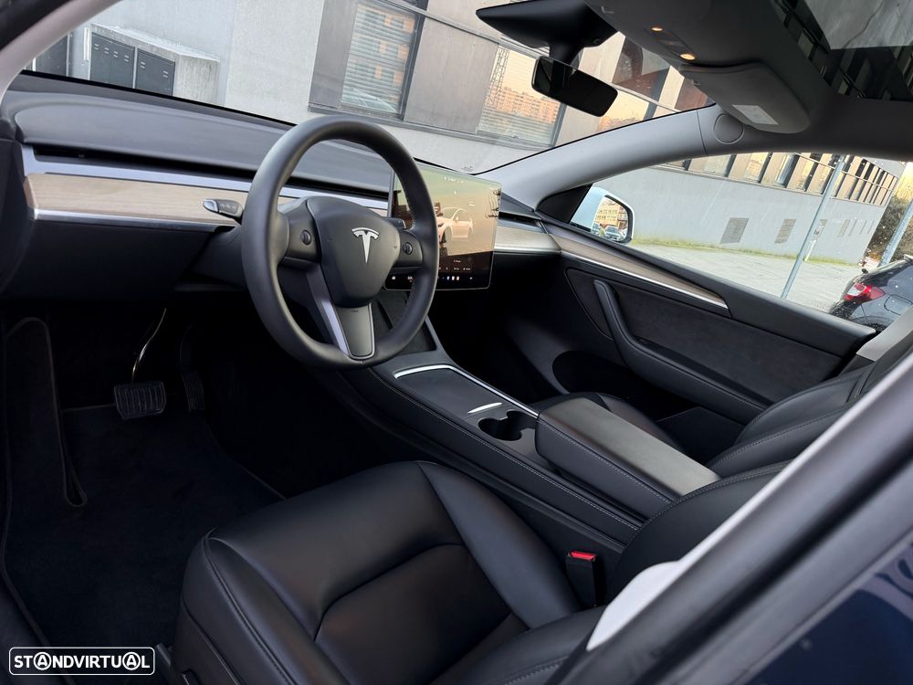 Tesla Model Y Tração Traseira - 14