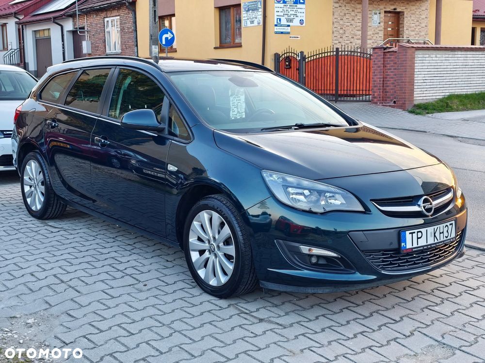Opel Astra 1.4 T Cosmo - 4