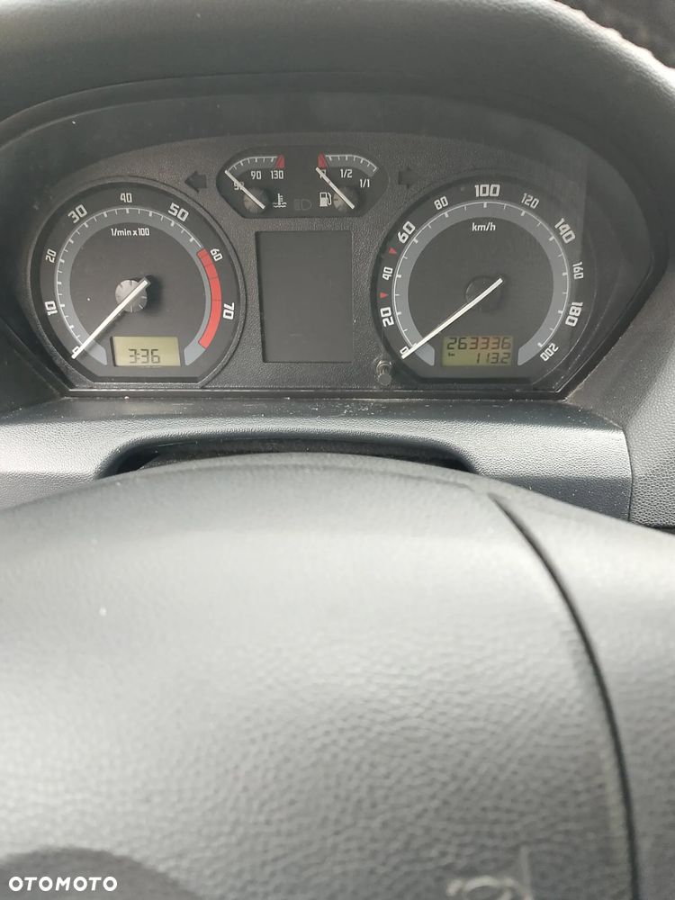 Skoda Fabia 1.2 HTP Classic - 3