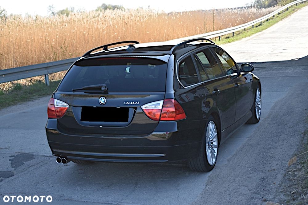 BMW Seria 3 - 12