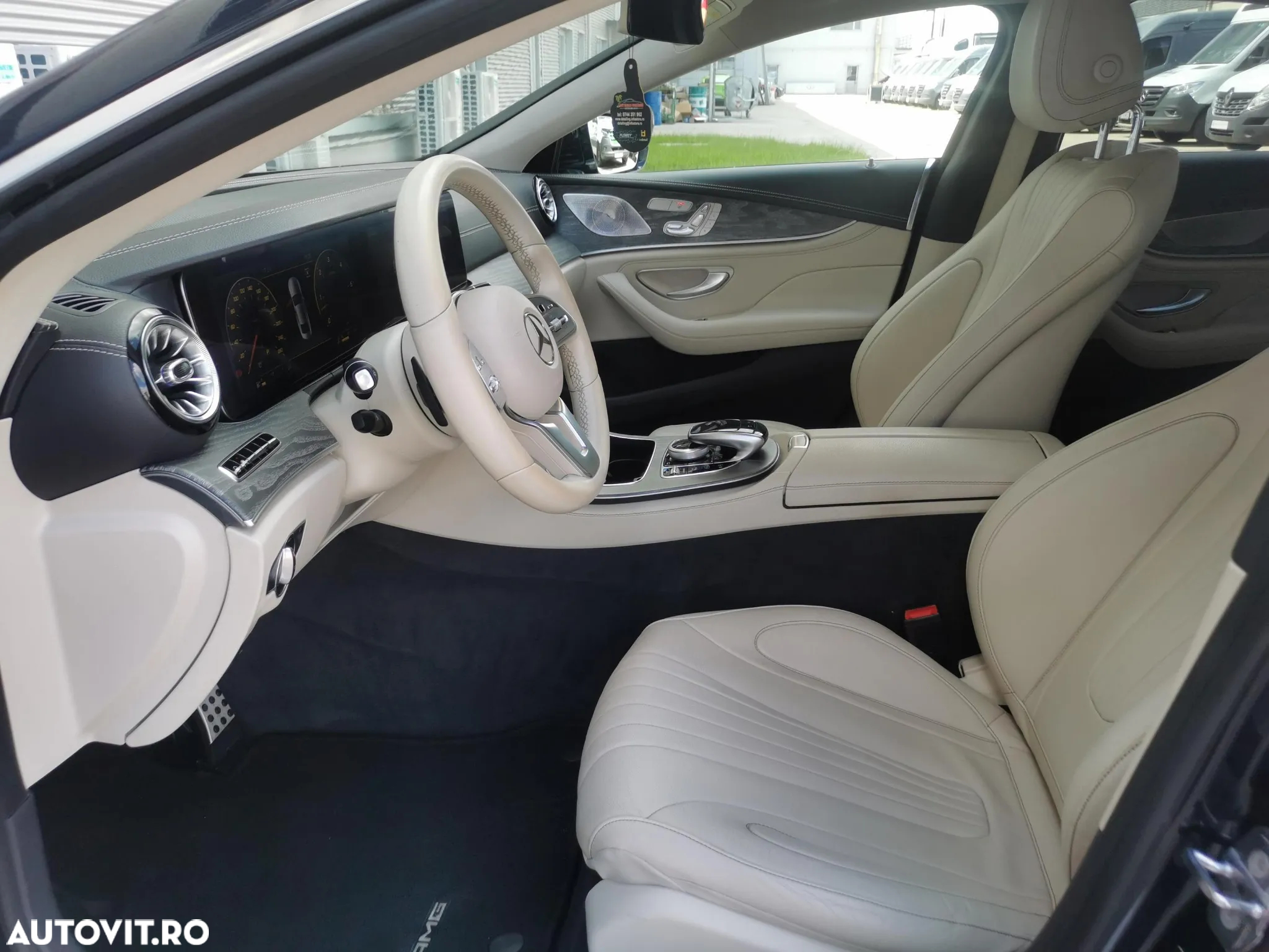 Mercedes-Benz CLS 350 9G-TRONIC AMG Line - 12