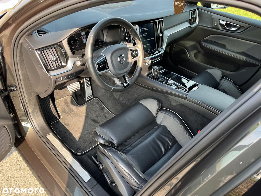 Volvo V60 - 10