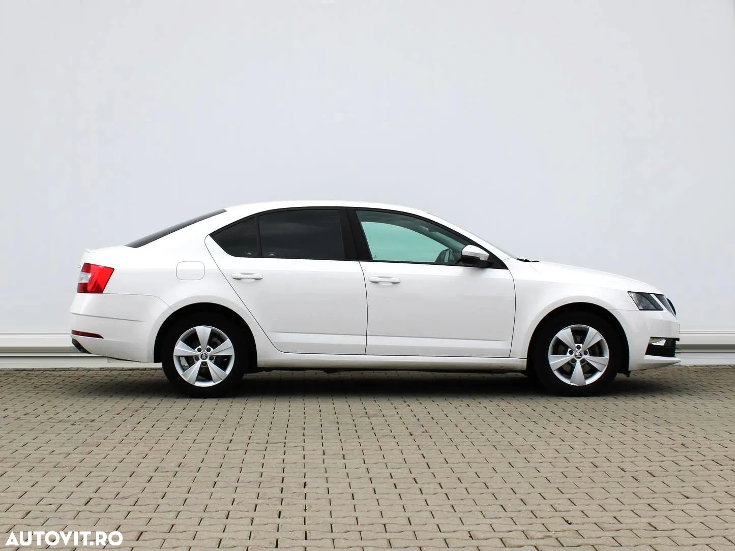 Skoda Octavia - 6
