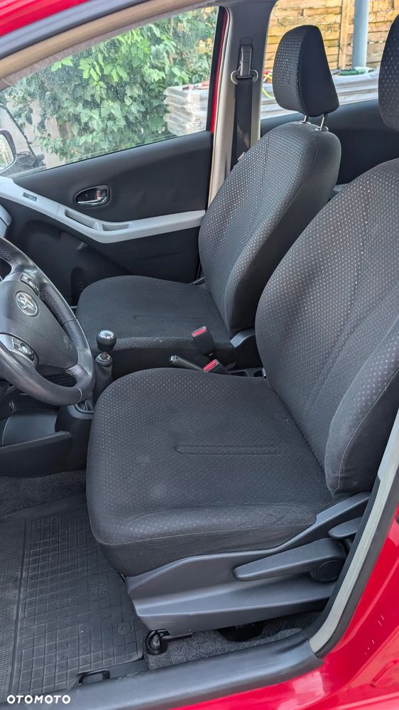 Toyota Yaris 1.0 Luna - 17