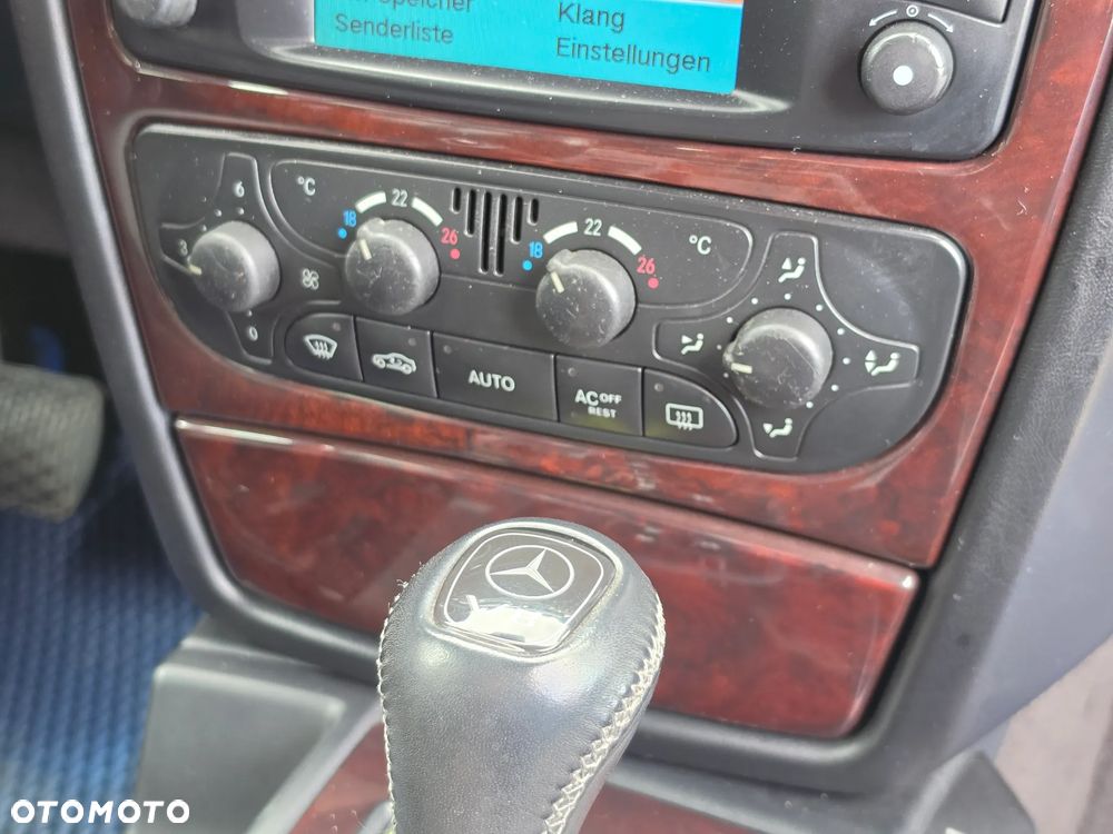 Mercedes-Benz Klasa G 400 CDI Automatik - 23