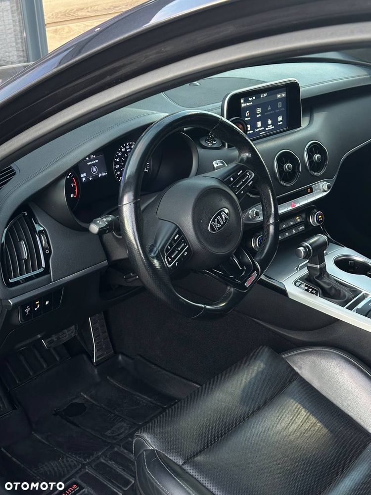 Kia Stinger - 20
