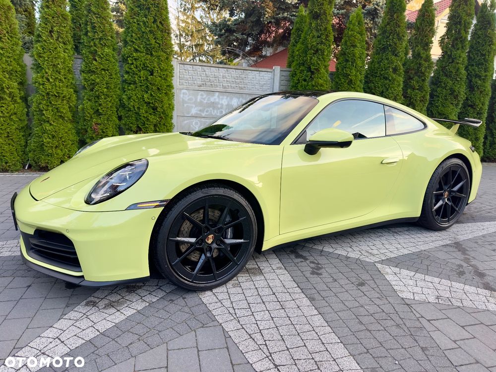 Porsche 911 Carrera - 6
