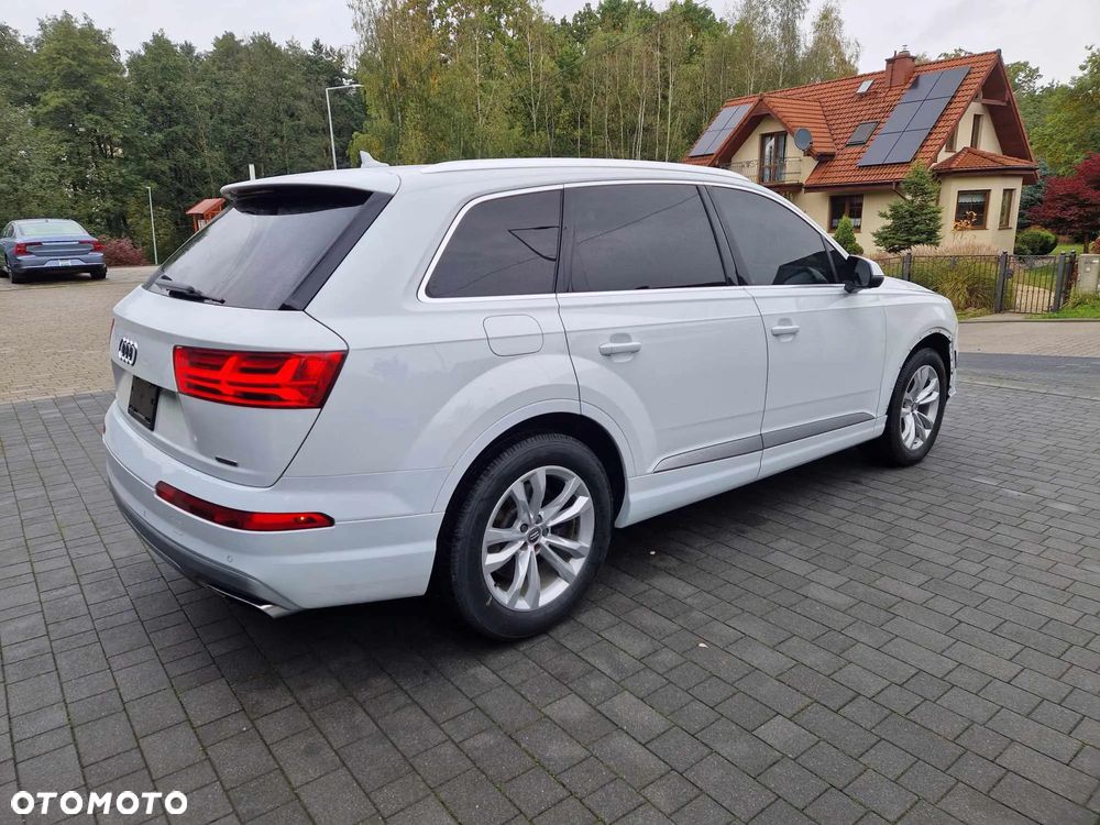 Audi Q7 3.0 TFSI Quattro Tiptronic - 22