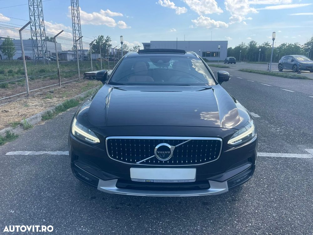 Volvo V90 D5 AWD - 1