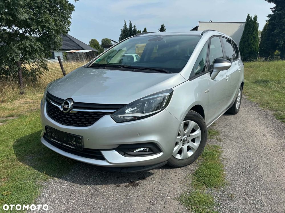 Opel Zafira Tourer 1.4 Turbo Business Edition - 1