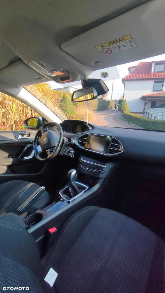 Peugeot 308 1.6 BlueHDi Business Line S&S - 18