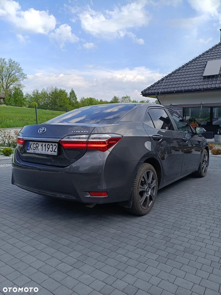 Toyota Corolla 1.6 Prestige EU6 - 7