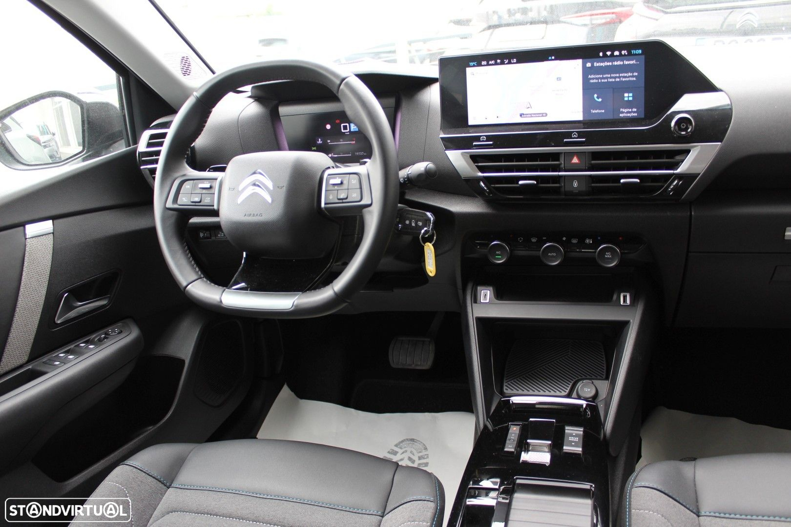 Citroën C4 X 1.2 PureTech Plus EAT8 - 13