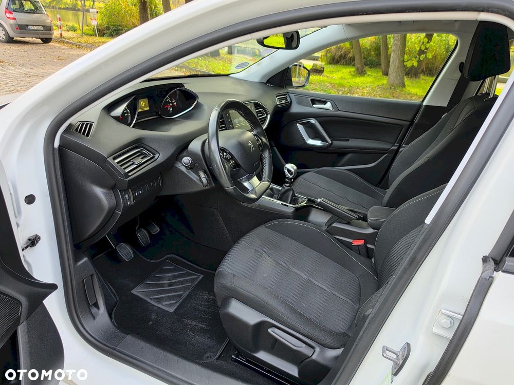 Peugeot 308 PureTech 130 Stop & Start Access - 16
