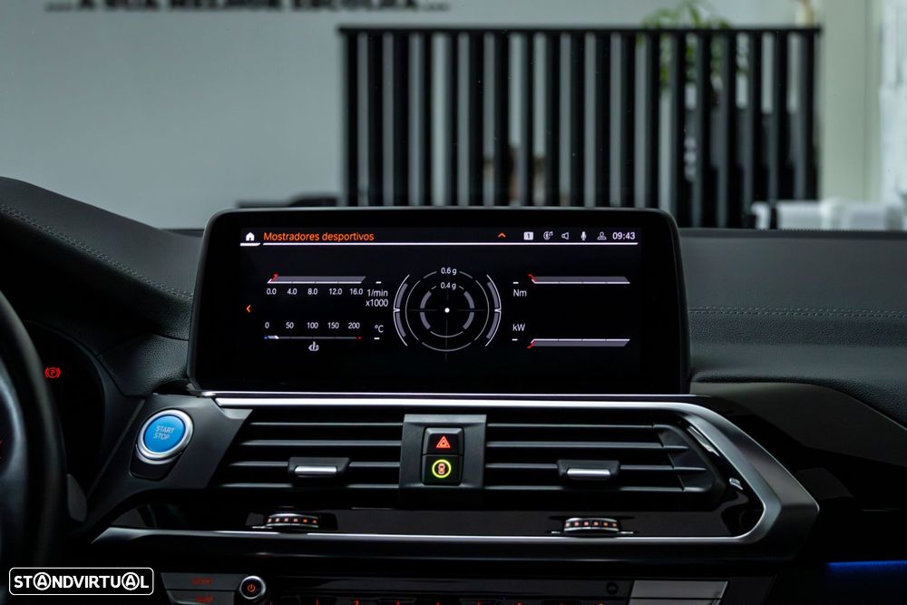 BMW iX3 Inspiring - 33