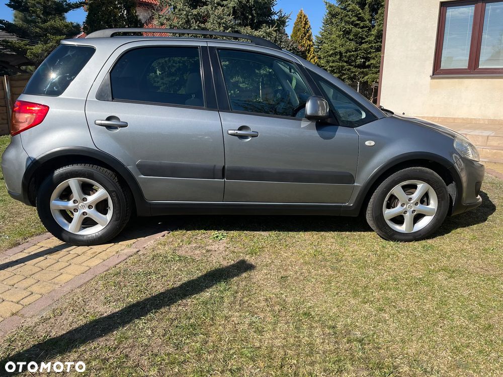 Suzuki SX4 1.6 VVT 4x2 Comfort - 9