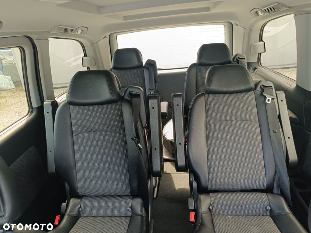 Mercedes-Benz Viano - 8