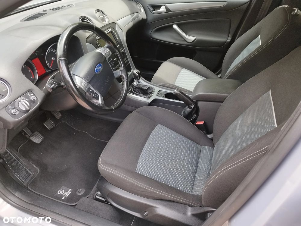 Ford Mondeo 2.0 TDCi Titanium S - 8