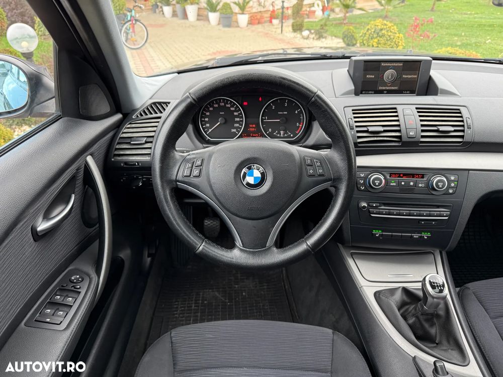 BMW Seria 1 118d - 30