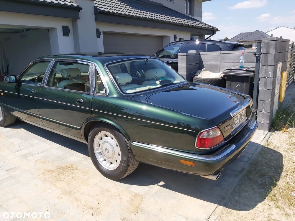 Jaguar Daimler S8 - 5