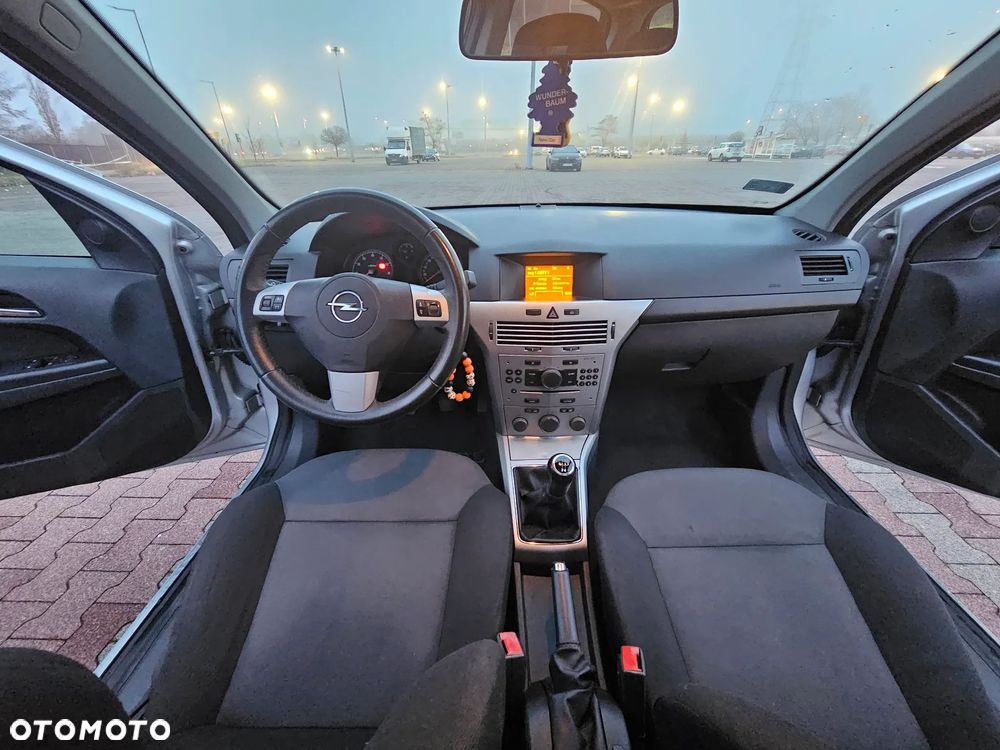 Opel Astra 1.6 - 8