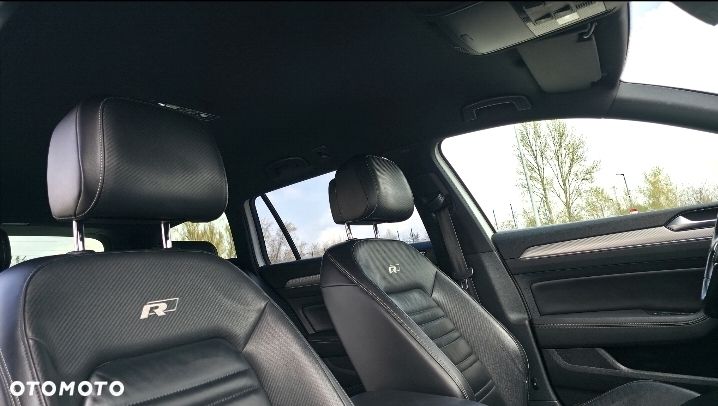 Volkswagen Passat - 37