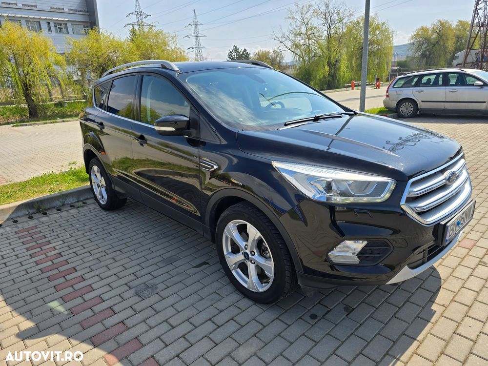 Ford Kuga 2.0 TDCi 2WD Titanium - 4