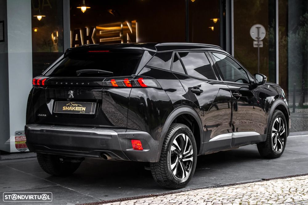 Peugeot 2008 1.2 PureTech Allure - 4