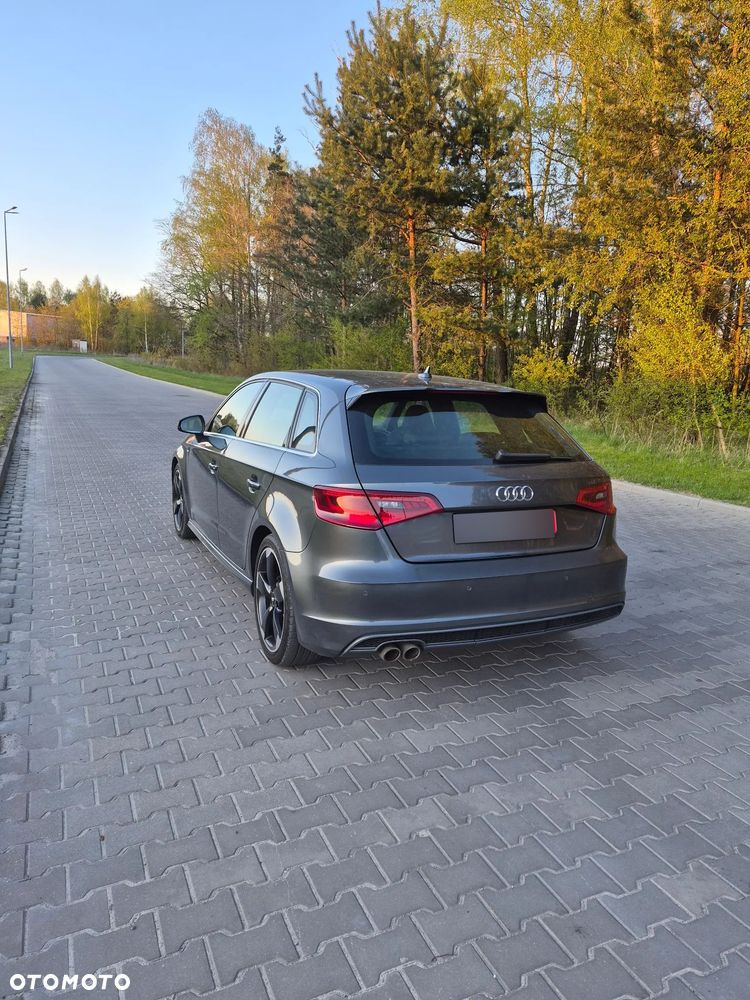 Audi A3 Sportback 2.0 TDI (clean diesel) S tronic S line Sportpaket - 6
