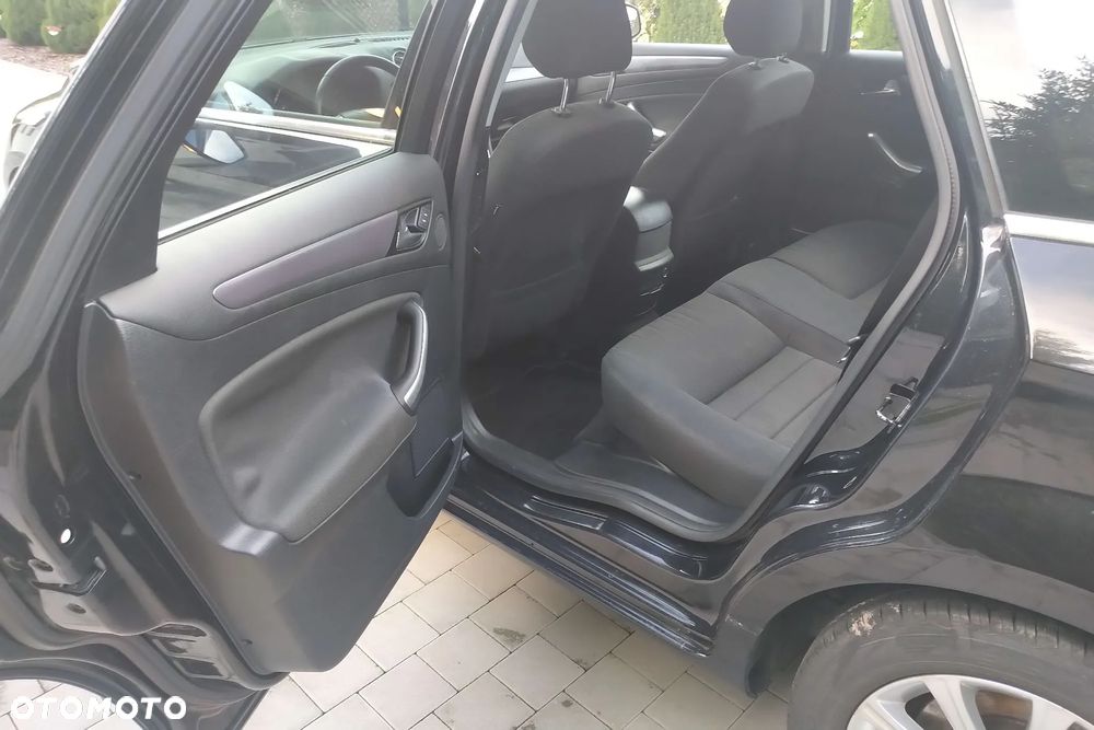 Ford Mondeo 1.6 TDCi Start-Stopp Titanium - 8