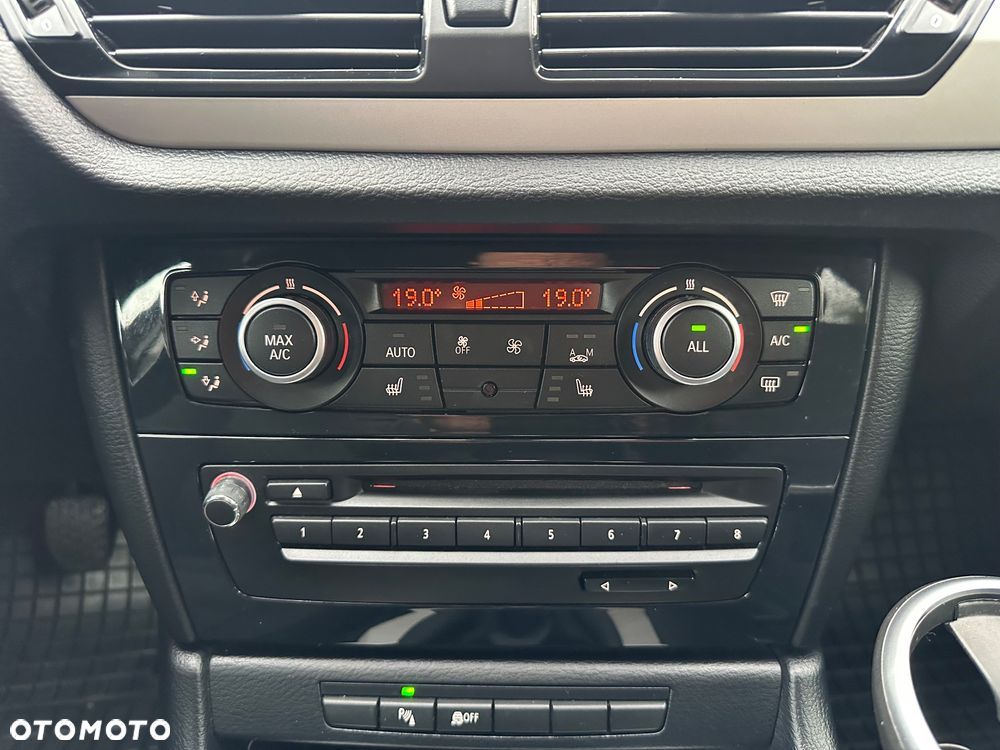 BMW X1 sDrive18i Sport Line - 21