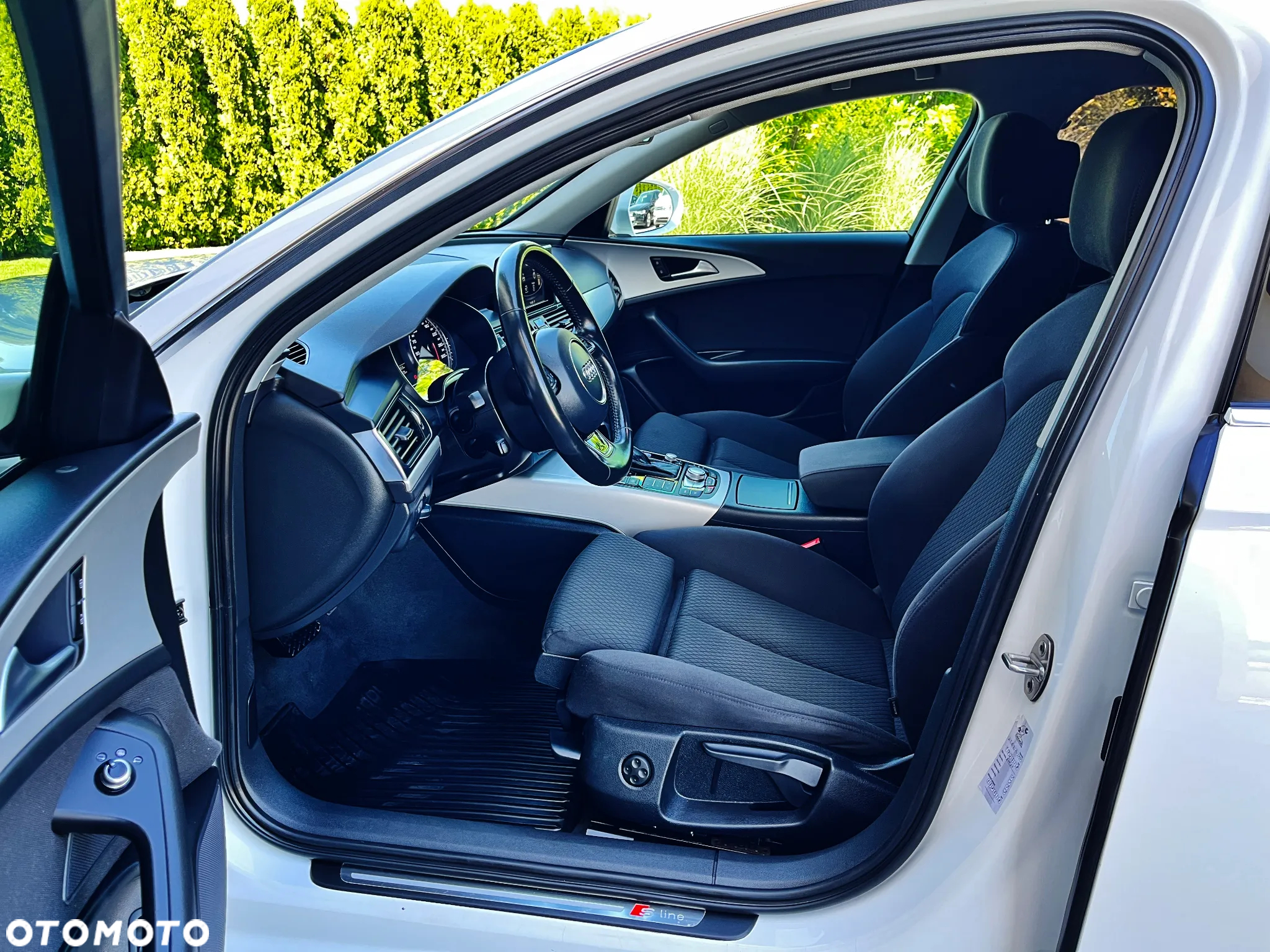 Audi A6 Avant 2.0 TDI Ultra S tronic - 6