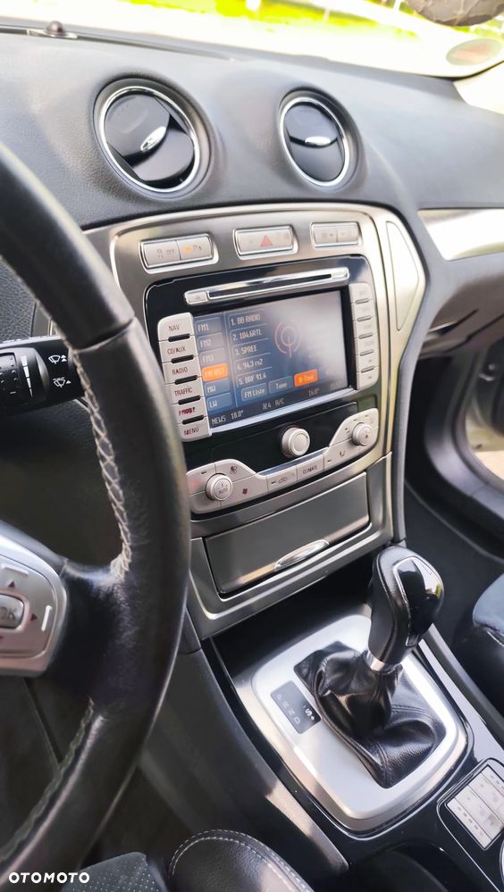 Ford Mondeo 2.3 Titanium - 33