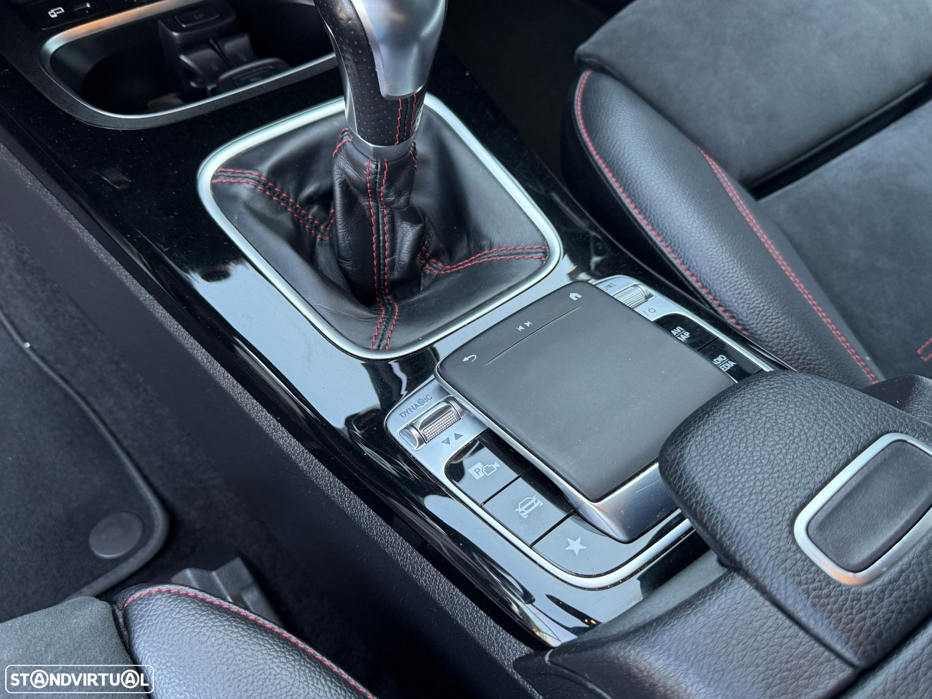 Mercedes-Benz A 160 AMG Line - 19