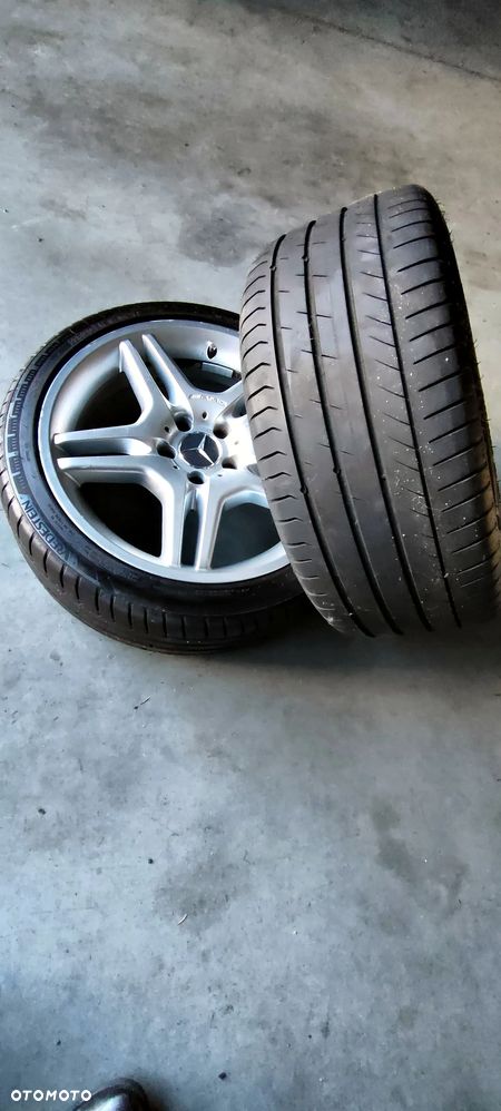 Mercedes-Benz Klasa C 180 CGI Automatik BlueEFFICIENCY Avantgarde - 23