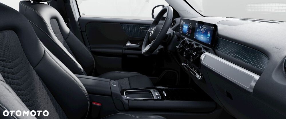 Mercedes-Benz GLB - 9