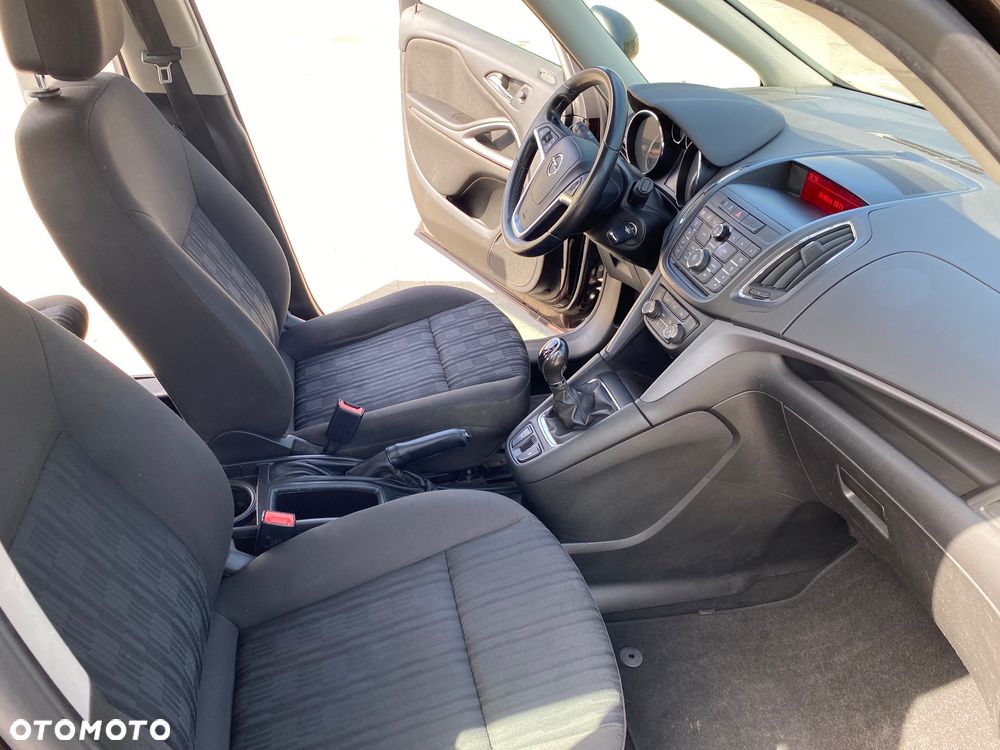 Opel Zafira 1.4 T Elite - 21