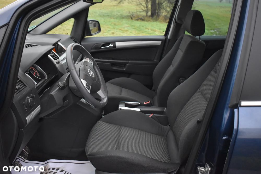 Opel Zafira 1.8 Sport - 18