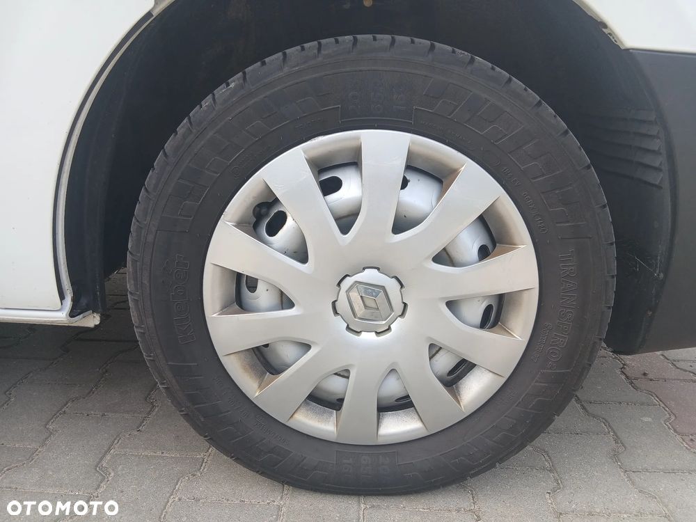 Renault Trafic - 13