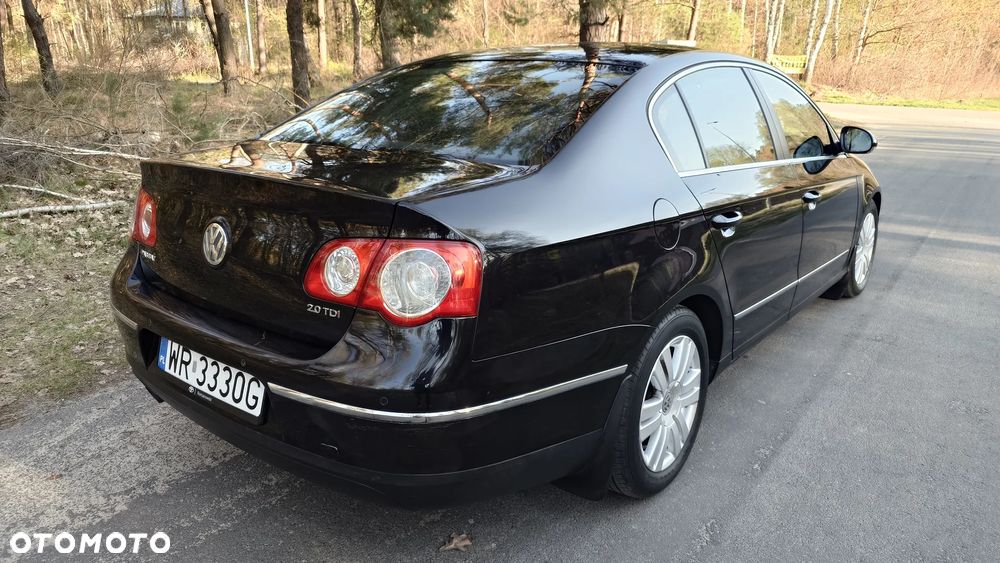 Volkswagen Passat 2.0 TDI DPF Highline - 3