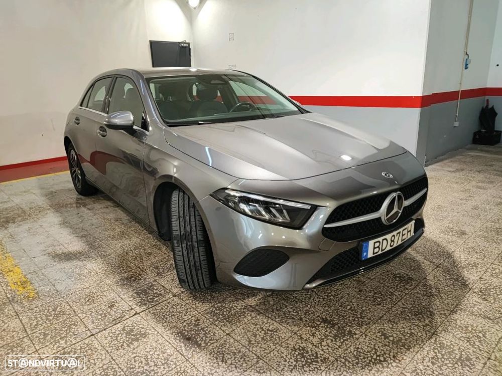 Mercedes-Benz A 250 - 4