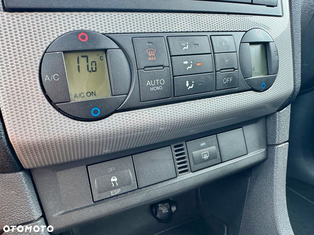 Ford Focus 1.6 Ti-VCT Titanium - 21