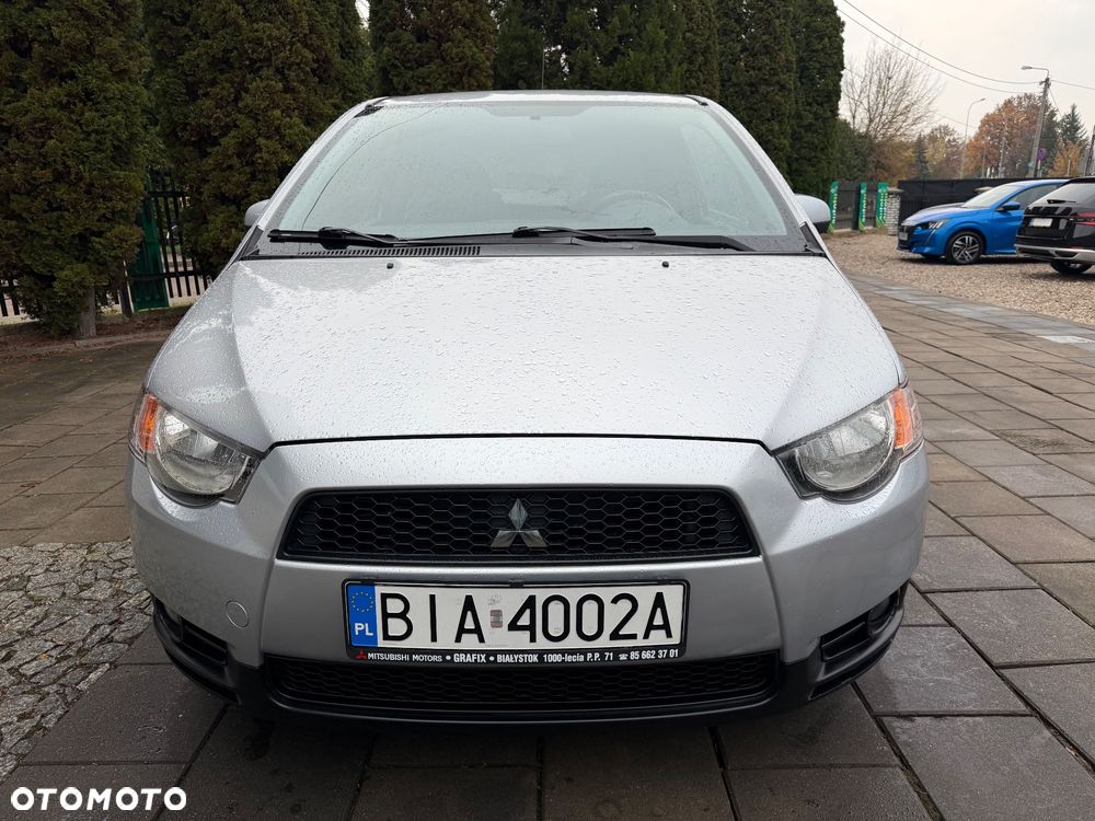 Mitsubishi Colt - 11