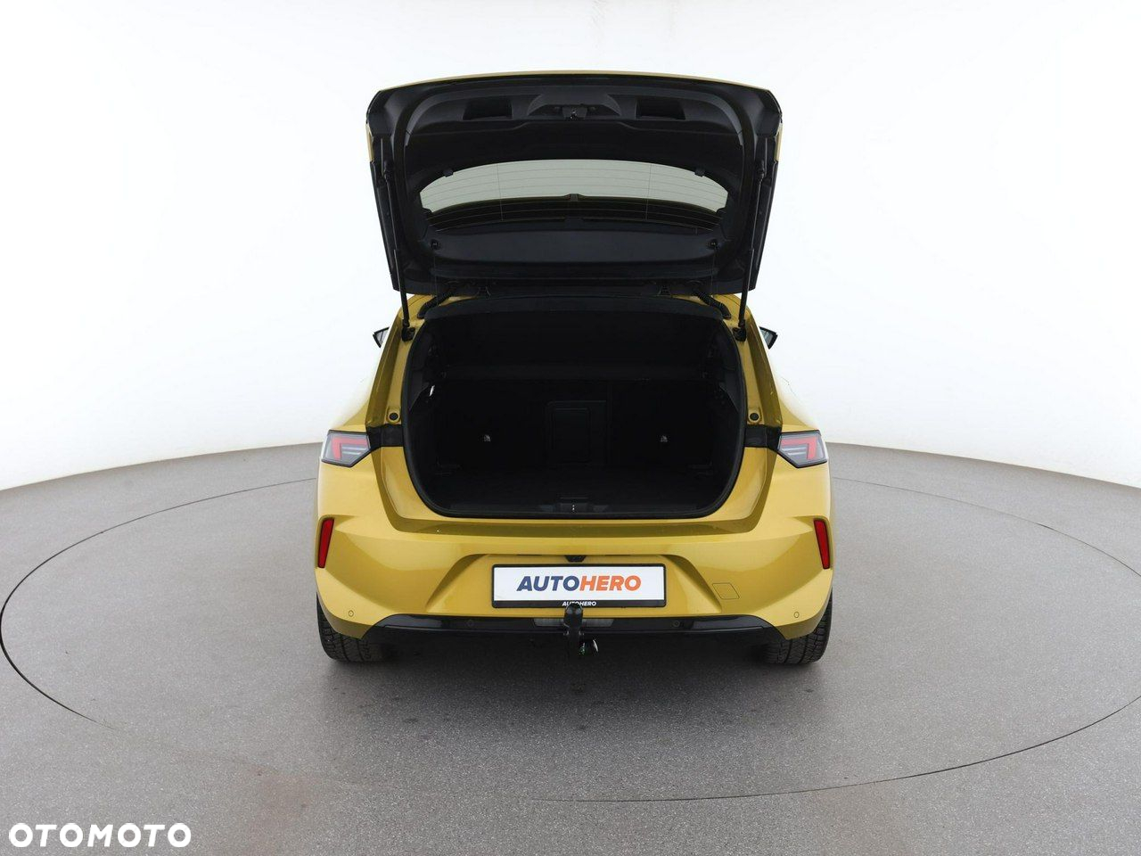 Opel Astra 1.2 Turbo Automatik GS - 19