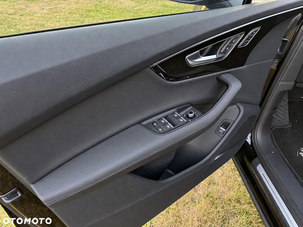 Audi Q7 - 12